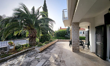 Apartment Varos 3