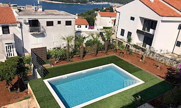 SANDY BAY 1